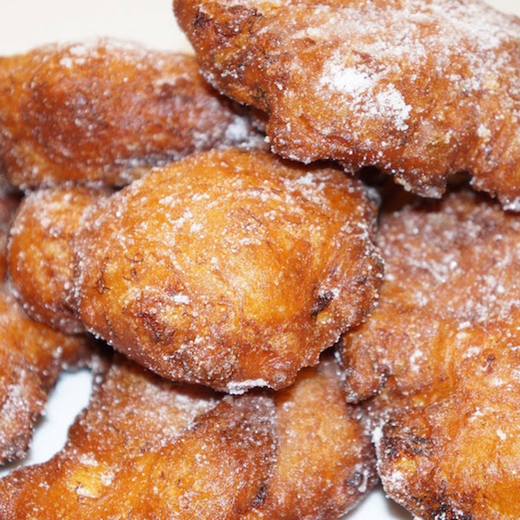 Mofo Akondro, les beignets de bananes malgaches