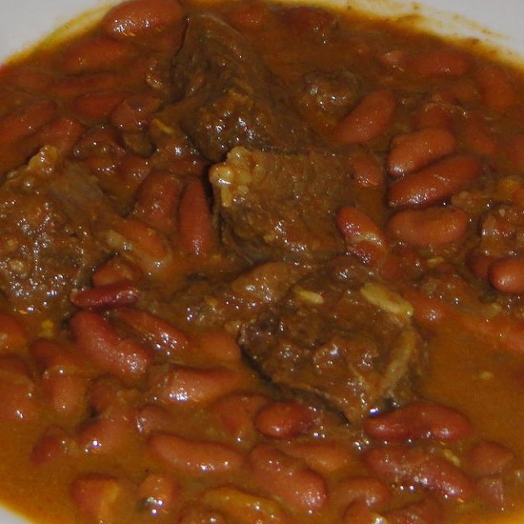 Soupe de bœuf aux haricots rouges et coco