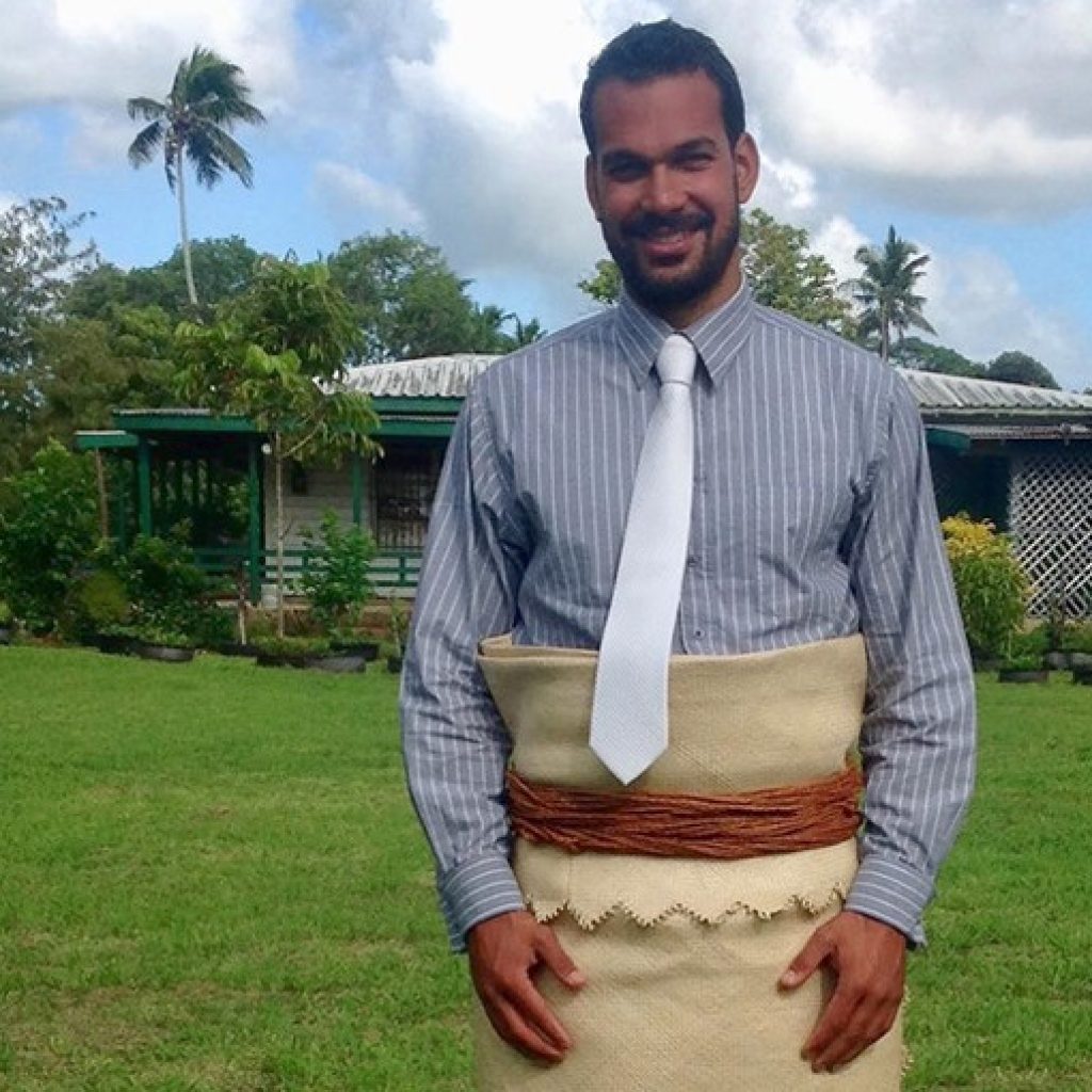 Un tour dans les iles Tonga avec Joel Havea et ses Uluaki Fepaki